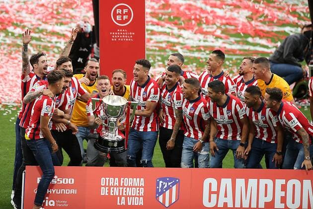 Mandatory Credit: Photo by Pressinphoto Shutterstock (11947304s) Kieran Trippier of Atletico de Madrid with the trophy Atletico de Madrid La Liga Champion Cup delivery, La Liga Santander. Football, Wanda Metropolitano Stadium, Madrid, Spain - 23 May 2021 EDITORIAL USE ONLY No use with unauthorised audio, video, data, fixture lists (outside the EU), club league logos or live services. Online in-match use limited to 45 images (+15 in extra time). No use to emulate moving images. No use in betting, games or single club league player publications services. Atletico de Madrid La Liga Champion Cup delivery, La Liga Santander. Football, Wanda Metropolitano Stadium, Madrid, Spain - 23 May 2021 EDITORIAL USE ONLY No use with unauthorised audio, video, data, fixture lists (outside the EU), club league logos or live services. Online in-match use limited to 45 images (+15 in extra time). No use to emulate moving images. No use in betting, games or  Copyright: xPressinphoto Shutterstockx 11947304s