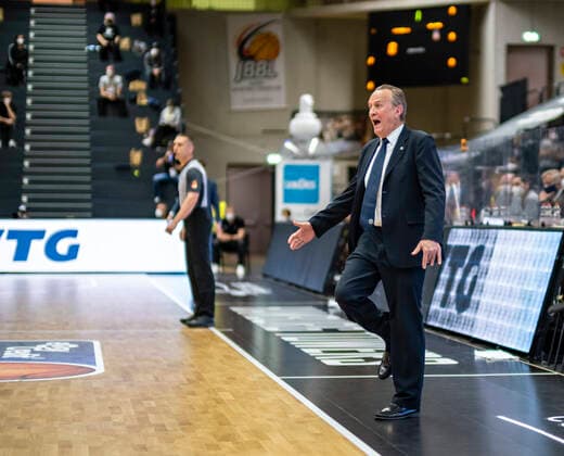 Head Coach Aito Garcia Reneses Alba 24 05 21, Hamburg Towers vs Alba Berlin, Hamburg Wilhelmsburg, edel optics Arena, easyCredit BBL, Basketball Bundesliga, 2020 2021 season, play off quarter finals, 3 game Â