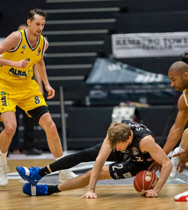 Jordan Swing Towers 24 05 21, Hamburg Towers vs Alba Berlin, Hamburg Wilhelmsburg, edel optics Arena, easyCredit BBL, Basketball Bundesliga, 2020 2021 season, play off quarter finals, 3 game Â