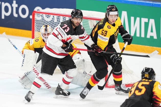 24 05 2021, Riga, Arena Riga, Germany vs Canada 2021 IIHF Ice Hockey World Championship , 73 Brandon Pirri Canada try to screen the goalie and fight with 53 Moritz Seider Germany Riga Riga Latvia  Copyright: xJustPictures.ch JarixPestelaccix