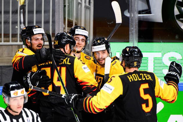 210524 Marco Nowak, Michael Bunting and Tobias Rieder of Germany celebrates the 1 0 goal during the 2021 IIHF Ice Hockey World Championship game between Germany and Canada on May 24, 2021 in Riga Photo Simon Hastegard BILDBYRAN kod SH SH0113 ishockey ice hockey ishockey vm iihf ice hockey world championship germany tyskland canada kanada day 4 bbeng,  Copyright: SIMONxHASTEGARD BB210524SH039