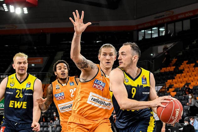 Basketball, BBL, Playoffs, ratiopharm Ulm - EWE Baskets Oldenburg