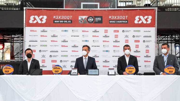 BASKETBALL - FIBA 3x3 Olympic Qualifying GRAZ,AUSTRIA,25.MAY.21 - BASKETBALL - FIBA 3x3 Olympic Qualifying, preview, press conference, PK, Pressekonferenz Image shows marketing director Richard Peer (Holding Graz), mayor Siegfried Nagl (Graz), managing director Alex Sanchez (3x3) and general secretary Stefan Laimer (Basketball Austria).  GEPAxpictures xMarioxBuehner
