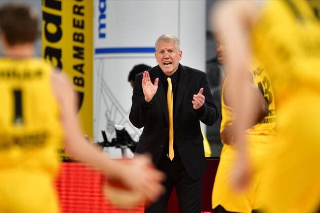 BAMBERG 25 05 2021 Basketball easycredit 1 Basketball Bundesliga 4 Playoff quarterfinal match Brose Bamberg vs MHP Riesen Ludwigsburg John Patrick Headcoach MHP Riesen Ludwigsburg cheers on his team Photo Hans Martin Issler isslerimages Brose Bamberg vs MHP Riesen Ludwigsburg