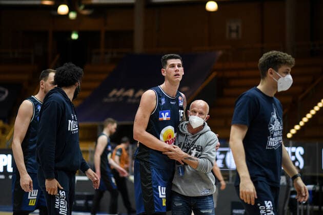 Bogdan Radosavljevic HAKRO Merlins Crailsheim is disappointed with the defeat, GER, HAKRO Merlins Crailsheim vs FC Bayern Basketball, 25 05 2021, Play Off Quarterfinal Game 4, Basketball Bundesliga, Season 2020 2021 GER, HAKRO Merlins Crailsheim vs FC Bayern Basketball, 25 05 2021, Play Off Quarterfinal Game 4, Basketball Bundesliga, Season 2020 2021 Crailsheim Copyright: xEibnerxPressefoto MichaelxMemmlerx EP_MMR