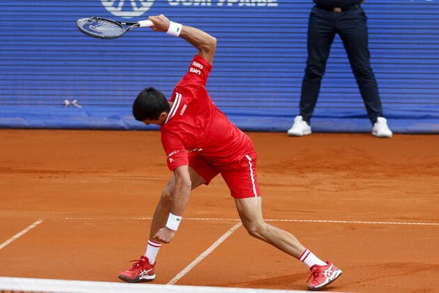 (210526) -- BELGRADE, May 26, 2021 -- Serbia s Novak Djokovic smashes his racket during the ATP, Tennis Herren 250 Belgrade Open round of 16 singles tennis match against Germany s Mats Moraing in Belgrade, Serbia on May 25, 2021. (Photo by Predrag Milosavljevic Xinhua) (SP)SERBIA-BELGRADE-TENNIS-NOVAK DJOKOVIC ShixZhongyu 