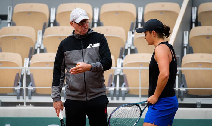 May 26, 2021: Craig Tyzzer during practice ahead of the 2021 Roland Garros Grand Slam Tournament - ZUMAa181 20210526_zaa_a181_032 Copyright: xRobxPrangex