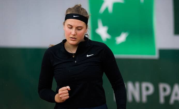Mandatory Credit: Photo by Rob Prange Shutterstock (11973072bz) Antonia Lottner of Germany in action during the second qualifications round at the 2021 Roland Garros Grand Slam Tournament French Open Tennis, Wednesday Previews, Roland Garros, Paris, France - 26 May 2021 French Open Tennis, Wednesday Previews, Roland Garros, Paris, France - 26 May 2021  Copyright: xRobxPrange Shutterstockx 11973072bz