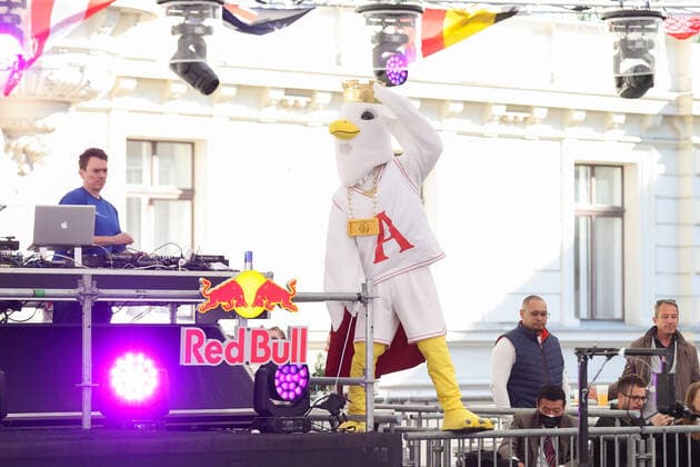 BASKETBALL - FIBA 3x3 Olympic Qualifying GRAZ,AUSTRIA,26.MAY.21 - BASKETBALL - FIBA 3x3 Olympic Qualifying, women, AUT vs TPE. Image shows the mascot.  GEPAxpictures xChristianxWalgram