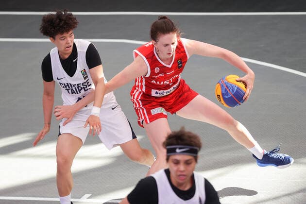 BASKETBALL - FIBA 3x3 Olympic Qualifying GRAZ,AUSTRIA,26.MAY.21 - BASKETBALL - FIBA 3x3 Olympic Qualifying, women, AUT vs TPE. Image shows Yu-Chun Wei (TPE) and Sarah Sagerer (AUT).  GEPAxpictures xChristianxWalgram