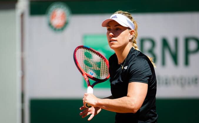 Mandatory Credit: Photo by Rob Prange Shutterstock (11975059ak) Angelique Kerber of Germany during practice ahead of the 2021 Roland Garros Grand Slam Tournament French Open Tennis, Wednesday Previews, Roland Garros, Paris, France - 27 May 2021 French Open Tennis, Wednesday Previews, Roland Garros, Paris, France - 27 May 2021  Copyright: xRobxPrange Shutterstockx 11975059ak