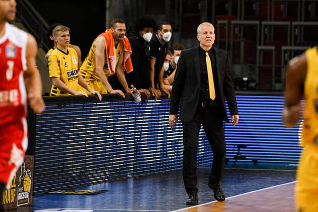 John Patrick MHP Riesen Ludwigsburg, head coach gives instructions, GER, MHP Riesen Ludwigsburg vs Brose Bamberg, 27 05 2021, Play Off quarter final game 5, easycredit Basketball Bundesliga, season 2020 2021 GER, MHP Riesen Ludwigsburg vs Brose Bamberg, 27 05 2021, Play Off quarter final game 5, easycredit Basketball Bundesliga, season 2020 2021 Ludwigsburg Copyright: xEibnerxPressefoto MichaelxMemmlerx EP_MMR