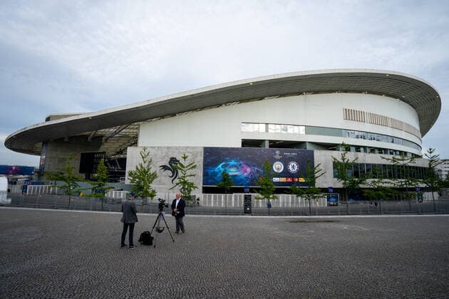 General view outside of the stadium as finishing preparations are made during the Champions League Final 2021 build up ahead of the Manchester City v Chelsea at The Estadio do Dragao, Porto, Portugal on the 27 May 2021. Copyright: xAndyxRowlandx PMI-4241-0005