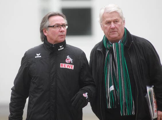 Training 1 FC Köln U21 Coach Stephan Engels l Max Lorenz r