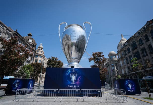 General view outside in the town of Porto as supporters arrive ahead of the Champions League Final 2021 build up ahead of the Manchester City v Chelsea at The Est?dio do Drag?o, Porto, Portugal on the 27 May 2021. Copyright: xAndyxRowlandx PMI-4241-0020