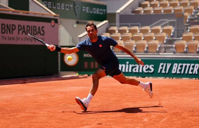 Mandatory Credit: Photo by Javier Garcia BPI Shutterstock (11976928dp) Roger Federer practices for the first time this week at Roland Garros French Open Tennis, Friday Previews, Roland Garros, Paris, France - 28 May 2021 French Open Tennis, Friday Previews, Roland Garros, Paris, France - 28 May 2021  Copyright: xJavierxGarcia BPI Shutterstockx 11976928dp