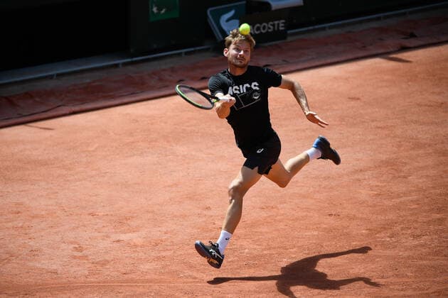 28 05 2021 Paris France, Tennis French Open Roland Garros 2021 v l , David Goffin BEL , warming up, warm up before match up, training. Copyright: Foto:xHMBxMedia