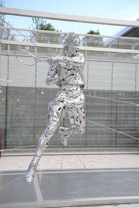 28 05 2021 Paris France, Tennis French Open Roland Garros 2021 v l , Rafael Nadal Statue at Stade Roland Garros Copyright: Foto:xHMBxMedia