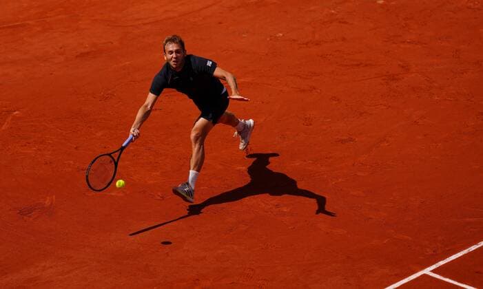 Mandatory Credit: Photo by Javier Garcia BPI Shutterstock (11977033g) Dan Evans practices on the eve of the start of the tournament French Open Tennis, Saturday Previews, Roland Garros, Paris, France - 29 May 2021 French Open Tennis, Saturday Previews, Roland Garros, Paris, France - 29 May 2021  Copyright: xJavierxGarcia BPI Shutterstockx 11977033g