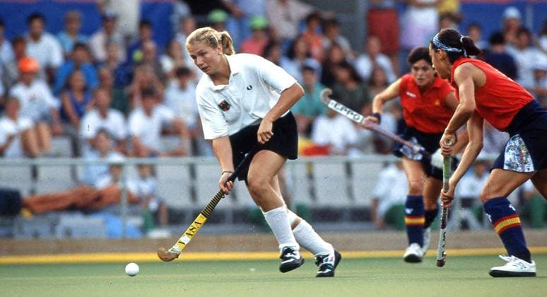 Olympische Sommerspiele 1992 Barcelona: Hockey Damen BRD - ESP Franziska Henschel (BRD) *** Olympic Summer Games 1992 Barcelona Hockey Women BRD ESP Franziska Henschel BRD