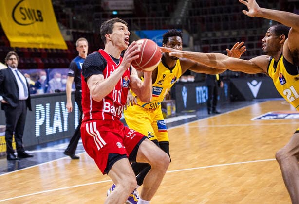 Vladimir Lucic Bayern Muenchen 11 Yorman Polas Bartolo MHP RIESEN Ludwigsburg 13 Tremmell Darden MHP RIESEN Ludwigsburg 21 1 Basketball Bundesliga easyCredit BBL MHP RIESEN Ludwigsburg Bayern Muenchen on 29 05 2021 in Ludwigsburg MHPArena , Baden Wuerttemberg, Germany Ludwigsburg 29 05 21 Basketball , 29 05 2021, Ludwigsburg Germany xpxsdx