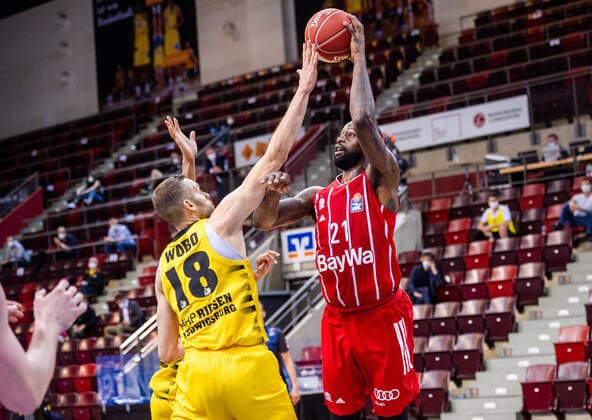 Jonas Wohlfarth Bottermann MHP RIESEN Ludwigsburg 18 James Gist Bayern Muenchen 21 1 Basketball Bundesliga easyCredit BBL MHP RIESEN Ludwigsburg Bayern Muenchen on 29 05 2021 in Ludwigsburg MHPArena , Baden Wuerttemberg, Germany Ludwigsburg 29 05 21 Basketball , 29 05 2021, Ludwigsburg Germany xpxsdx