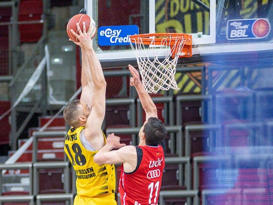 Jonas Wahlfarth Bottermann MHP Riesen Ludwigsburg, 18 , Vladimir Lucic FC Bayern, 11 , MHP Riesen Ludwigsburg vs FC Bayern Basketball, Basketball, Bundesliga, Playoffs, Semifinals, Game 1, easycredit BBL, 29 05 2021, MHP Riesen Ludwigsburg vs FC Bayern Basketball, Basketball, Bundesliga, Playoffs, Semifinals, Game 1, easycredit BBL, 29 05 2021 Ludwigsburg Copyright: xEibner-Pressefoto SaschaxWaltherx EP_EER