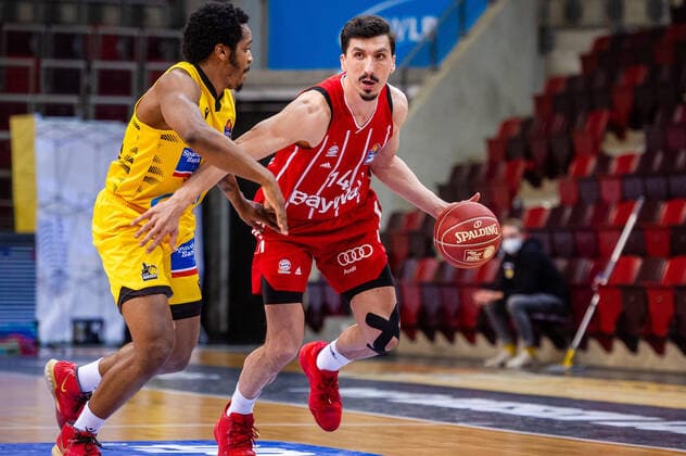 Nihad Djedovic Bayern Muenchen 14 Barry Brown Jr MHP RIESEN Ludwigsburg 5 1 Basketball Bundesliga easyCredit BBL MHP RIESEN Ludwigsburg Bayern Muenchen on 29 05 2021 in Ludwigsburg MHPArena , Baden Wuerttemberg, Germany Ludwigsburg 29 05 21 Basketball , 29 05 2021, Ludwigsburg Germany xpxsdx