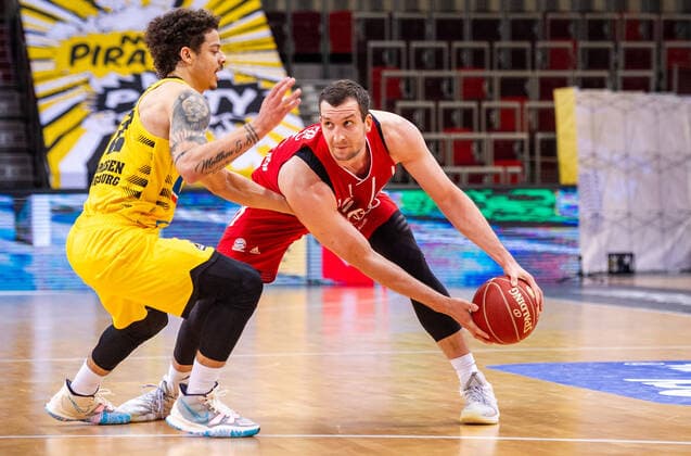 Jonah Radebaugh MHP RIESEN Ludwigsburg 12 Paul Zipser Bayern Muenchen 16 1 Basketball Bundesliga easyCredit BBL MHP RIESEN Ludwigsburg Bayern Muenchen on 29 05 2021 in Ludwigsburg MHPArena , Baden Wuerttemberg, Germany Ludwigsburg 29 05 21 Basketball , 29 05 2021, Ludwigsburg Germany xpxsdx