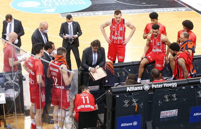 29 05 2021, Germany, Ludwigsburg, Basketball easyCredit BBL Bundesliga, Play off semi final, Game 1 MHP RIESEN Ludwigsburg vs FC Bayern Munich Basketball with Bayern coach Andrea Trinchieri