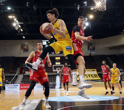 V li Jonah Radebaugh Riesen , Vladimir Lucic Munich MHP Riesen Ludwigsburg vs Bayern Munich Basketball Bundesliga 2020 2021, Playoff Semifinals Game 1 Ludwigsburg , GER, 29 05 2021,