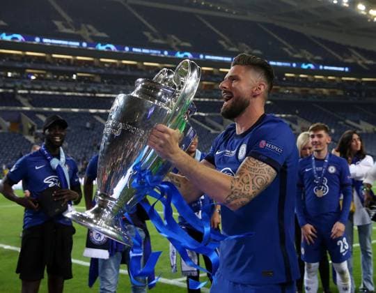 Porto, Portugal, 29th May 2021. Olivier Giroud of Chelsea celebrates during the UEFA Champions League match at the Estadio do Dragao, Porto. Picture credit should read: David Klein Sportimage EDITORIAL USE ONLY. No use with unauthorised audio, video, data, fixture lists, club league logos or live services. Online in-match use limited to 120 images, no video emulation. No use in betting, games or single club league player publications. SPI-1071-0332