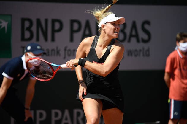 30 05 2021 Paris France, Tennis French Open Roland Garros 2021 v l , Angelique Kerber DEU , warming up, warm up before match up, training. Copyright: Foto:xHMBxMedia