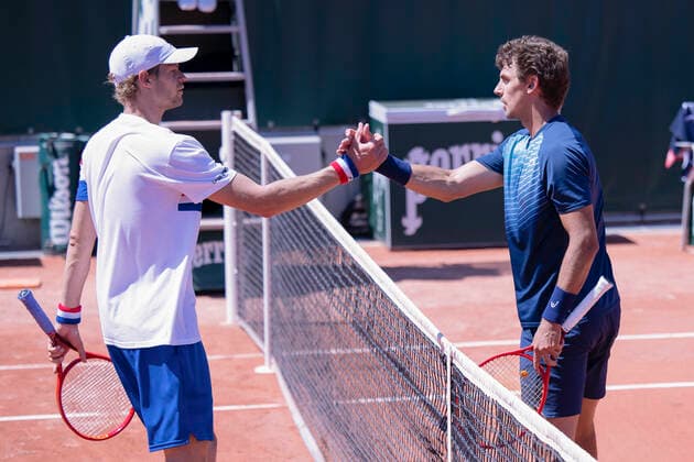 L R Yannick Hanfmann GER congratulates the winner Henri Laaksonen Tennis French Open 2021 Grand Slam Roland Garros Paris France 30 May 2021 Copyright: xJuergenxHasenkopfx
