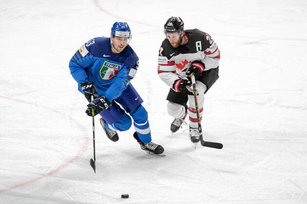 May 30, 2021, Riga, Latvia: Riga, Latvia, Arena Riga, May 30, 2021, Trivellato (Italy) ..Brown (Canada) during World Championship, WM, Weltmeisterschaft 2021 - Italy vs Canada - Ice hockey, Eishockey Ice Hockey - World Championship 2021 - Italy vs Canada, riga, Latvia - ZUMAl164 20210530_zsa_l164_048 Copyright: xAndreaxRex