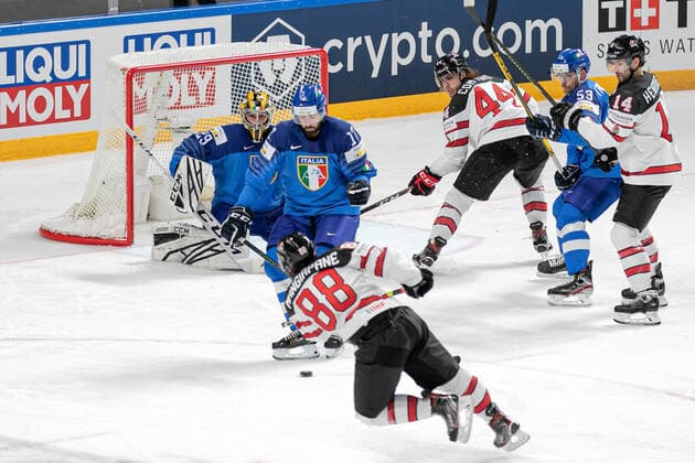 May 30, 2021, Riga, Latvia: Riga, Latvia, Arena Riga, May 30, 2021, Fadani (Italy)..Mangiapane (Canada) during World Championship, WM, Weltmeisterschaft 2021 - Italy vs Canada - Ice hockey, Eishockey Ice Hockey - World Championship 2021 - Italy vs Canada, riga, Latvia - ZUMAl164 20210530_zsa_l164_058 Copyright: xAndreaxRex
