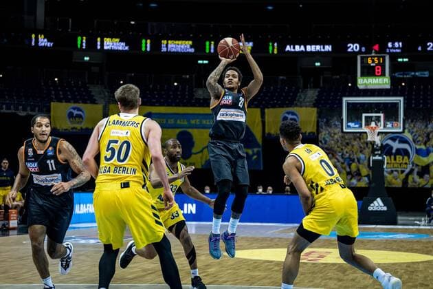 Basketball Berlin 30 05 2021 1 Bundesliga easyCredit BBL Season 2020 2021 Playoffs Semifinals Game 1 Alba Berlin ratiopharm Ulm Dylan Osetkowski Ulm, No 21