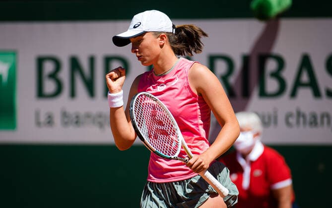 May 31, 2021: Iga Swiatek of Poland in action during the first round of the 2021 Roland Garros Grand Slam Tournament against Kaja Juvan of Slovenia - ZUMAa181 20210531_zaa_a181_009 Copyright: xRobxPrangex