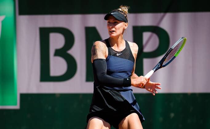 Mandatory Credit: Photo by Rob Prange Shutterstock (11977019bi) Polona Hercog of Slovenia in action during the first round of the 2021 Roland Garros Grand Slam Tournament French Open Tennis, Day Two, Roland Garros, Paris, France - 31 May 2021 French Open Tennis, Day Two, Roland Garros, Paris, France - 31 May 2021  Copyright: xRobxPrange Shutterstockx 11977019bi