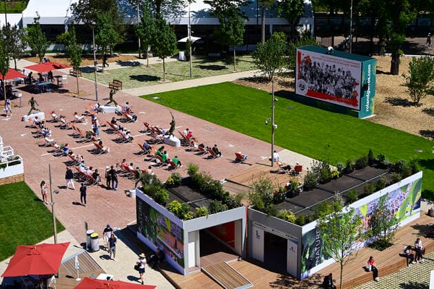 Ambiance Roland Garros - Place des Mousquetaires TENNIS : Internationaux de France Roland Garros 2021 - Paris - 31 05 2021 JBAutissier Panoramic 