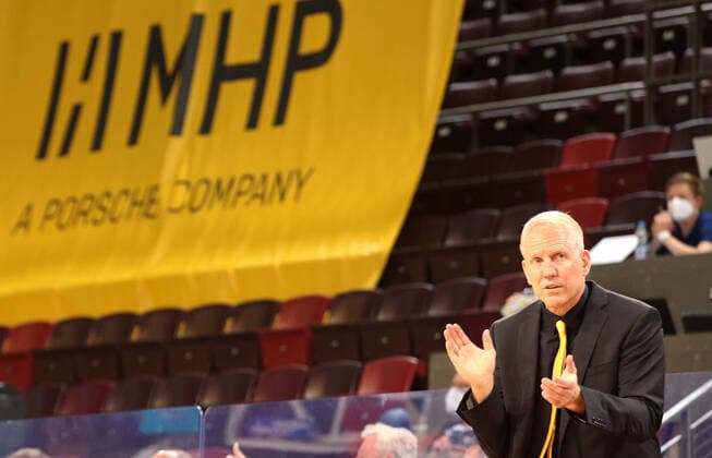 31 05 2021, Germany, Ludwigsburg, Basketball easyCredit BBL Bundesliga, Play off semi final, Game 2 MHP RIESEN Ludwigsburg vs FC Bayern Munich Basketball MHP coach John Patrick