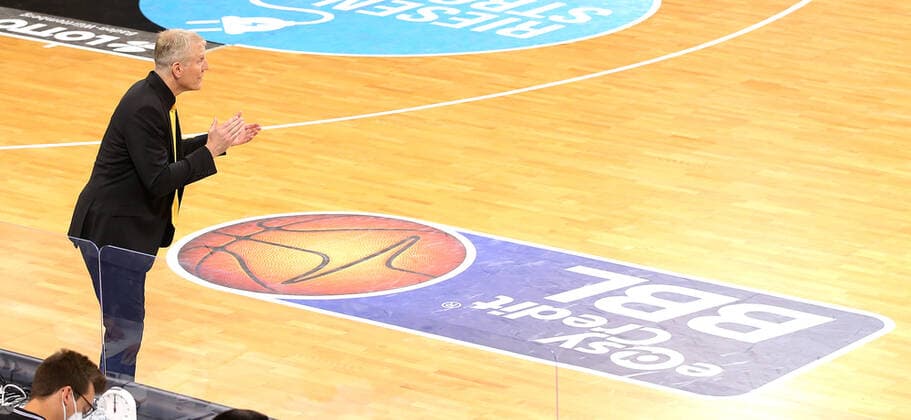 31 05 2021, Germany, Ludwigsburg, Basketball easyCredit BBL Bundesliga, Play off semi final, Game 2 MHP RIESEN Ludwigsburg vs FC Bayern Munich Basketball MHP coach John Patrick