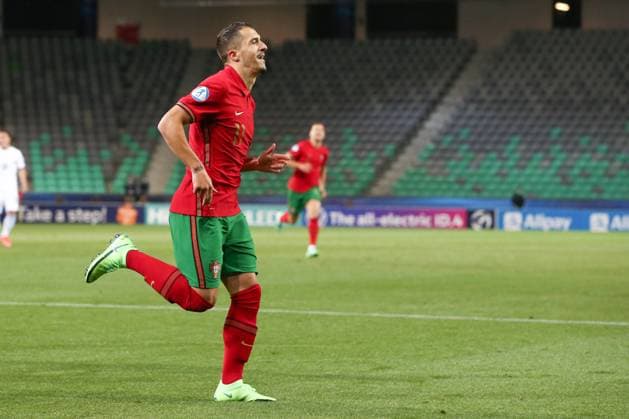 Fußball, U21 EM Viertelfinale, Portugal - Italien Ljubljana, Slovenia, 31st May 2021. Dany Mota of Portugal celebrates with team mates after scoring to give the side a 1-0 lead during the UEFA U21, U 21 Championships 2021 match at Stadion Stoczicw, Ljubljana. Picture credit should read: Jonathan Moscrop Sportimage EDITORIAL USE ONLY. No use with unauthorised audio, video, data, fixture lists, club league logos or live services. Online in-match use limited to 120 images, no video emulation. No use in betting, games or single club league player publications. SPI-1070-0004