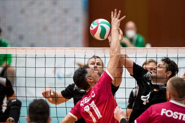 WORLD ParaVolley Mens Final Qualifier Tokyo 2020 Paralympic Games Germany Canada 01 06 2021 Jose Rebelo Canada, 11 , Heiko Wiesenthal Germany, 4 WORLD ParaVolley Mens Final Qualifier Tokyo 2020 Paralympic Games Germany Canada Duisburg Sportschule Wedau Copyright: xBEAUTIFULxSPORTS Wunderlx