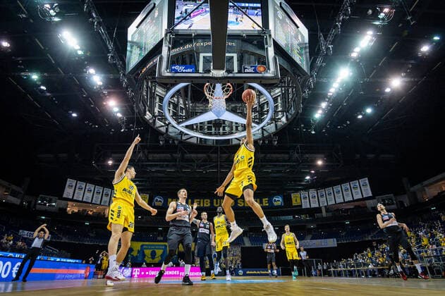 Basketball Berlin 30 05 2021 1 Bundesliga easyCredit BBL Season 2020 2021 Playoffs Semifinals Game 1 Alba Berlin ratiopharm Ulm Maodo Lo Alba Berlin, No 00