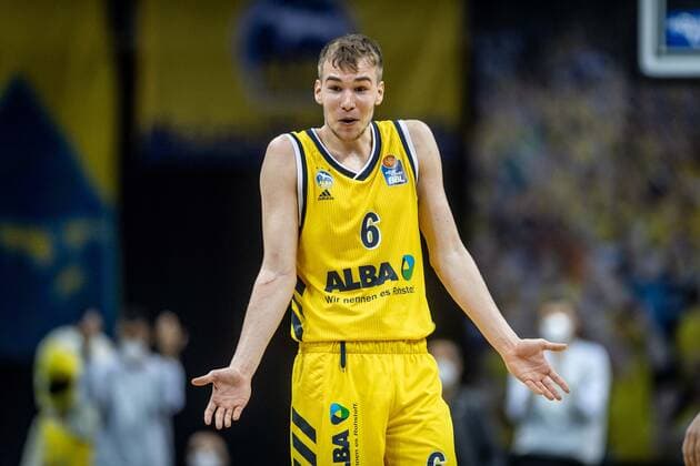 Basketball Berlin 01 06 2021 1 Bundesliga easyCredit BBL season 2020 2021 playoffs semifinals game 2 Alba Berlin ratiopharm Ulm Malte Delow Alba Berlin, No 06