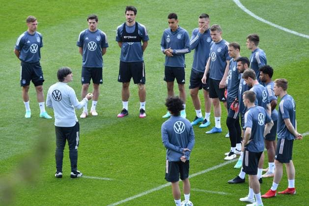 Training camp German national football team on 02 06 2021 in Seefeld Address Joachim Jogi Löw coach Germany players circle team Joshua Kimmich Germany , Jonas Hofmann Germany , Mats Hummels Germany , Jamal Musiala Germany , Niklas Süle Germany , Matthias Ginter Germany , Manuel Neuer Germany , Florian Neuhaus Germany , Kevin Volland Germany , Serge Gnabry Germany , Thomas Müller Germany , Lukas Klostermann Germany , Marcel Halstenberg Germany , Serge Gnabry Germany xHDx