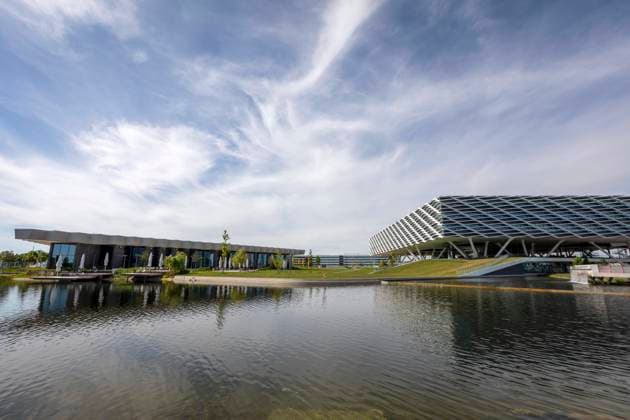 Reportage on Euro2020 The adidas Campus with its modern and award-winning architecture The artificial lake in the south-eastern part of the Campus Herzogenaurach Bavaria Germany