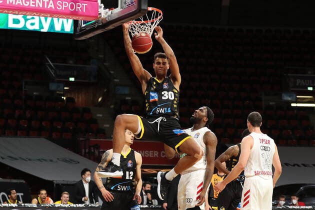 Oscar da Silva Ludwigsburg scores GER, FC Bayern Basketball vs MHP Riesen Ludwigsburg, basketball, 1 Bundesliga, playoffs 2020 2021, semifinals game 3, 02 06 2021, GER, FC Bayern Basketball vs MHP Riesen Ludwigsburg, basketball, 1 Bundesliga, playoffs 2020 2021, semifinals game 3, 02 06 2021, Munich Copyright: xEIBNER MarcelxEngelbrechtx EP_EER