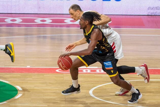 Jaleen Smith 3 MHP Riesen Ludwigsburg , Robin Amaize 15 FC Bayern , FC Bayern Basketball vs MHP Riesen Ludwigsburg BBL Playoffs, Semifinals, 02 06 2021 Muenchen Bayern Germany Copyright: xkolbert-press UlrichxGamelx